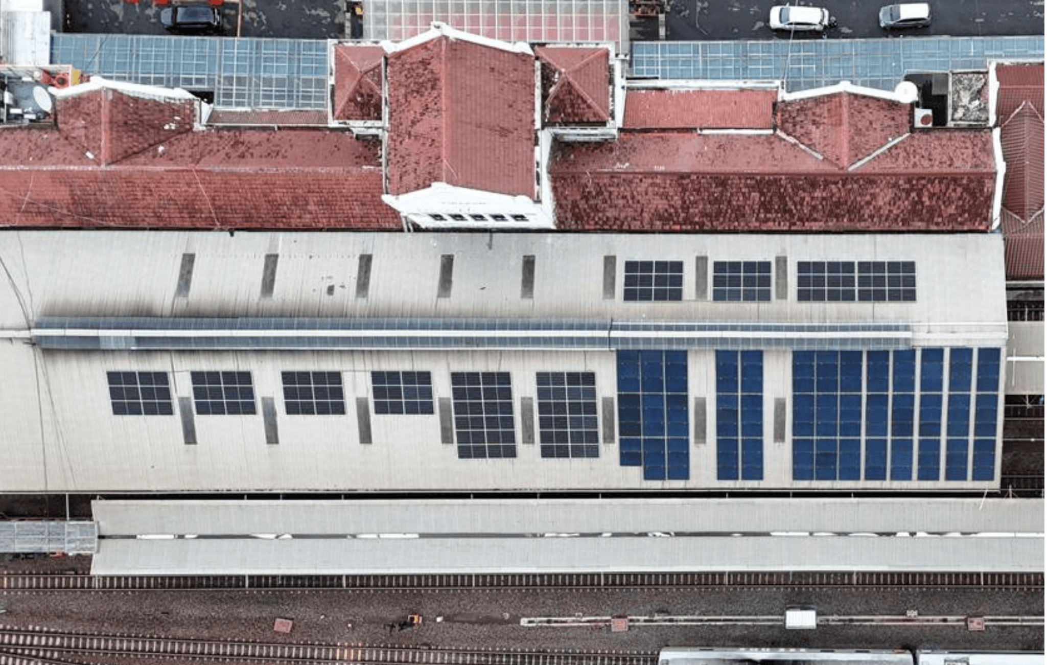 PLTS Rooftop PT KAI Stasiun Cirebon